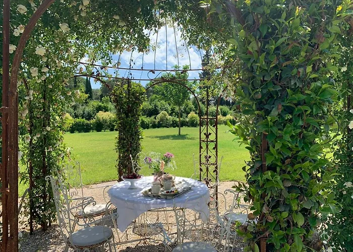 Country B&B Corniola